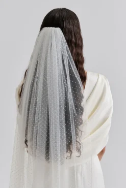 Malina Slöjor^Prickig brudslöja